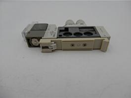 JUKI 5 Port Electromagnetic Valve PV150209300 SY3160-5MOE-C4